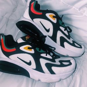 Nike Air 200s